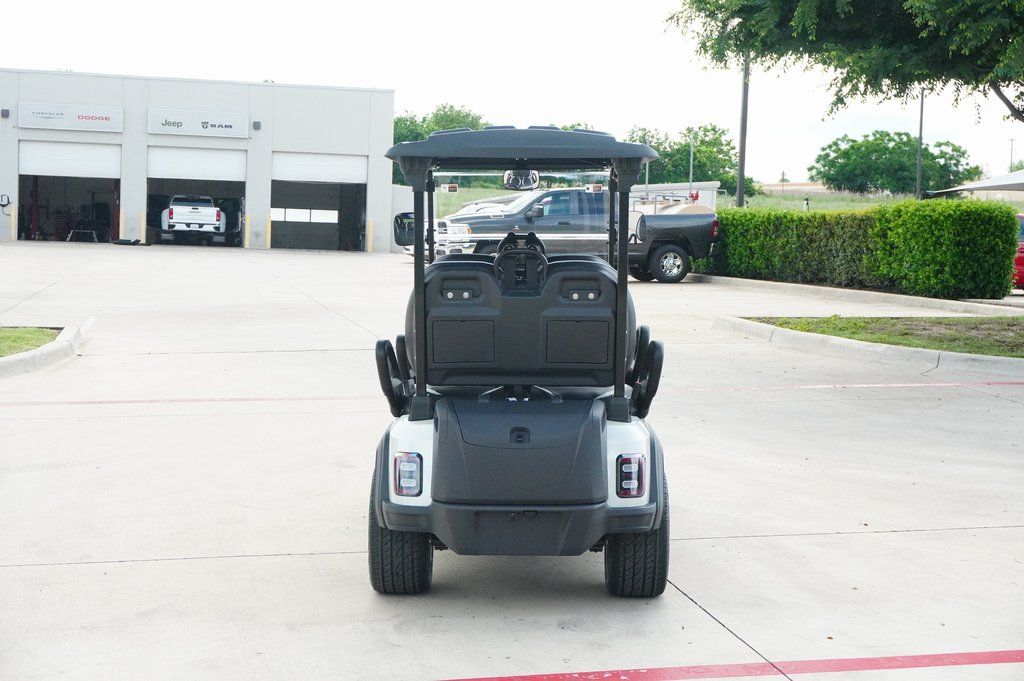 New Car 2025 Epic E40l  Forward Facing For Sale Under $15,000 In Weatherford, Texas