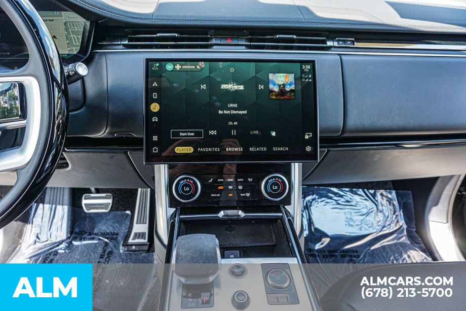 Used 2023 Black Land Rover SE image 41