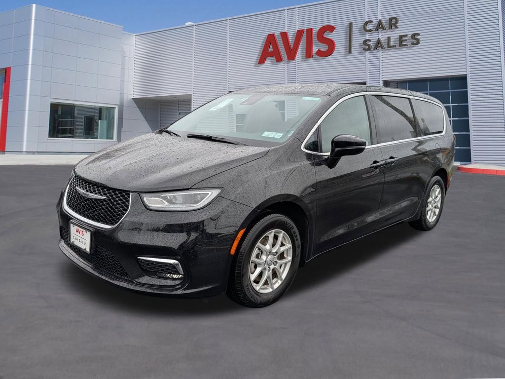 Diamond Black Crystal Pearlcoat 2025 Chrysler Pacifica Select FWD Minivan Front-Wheel Drive 9-Speed Automatic