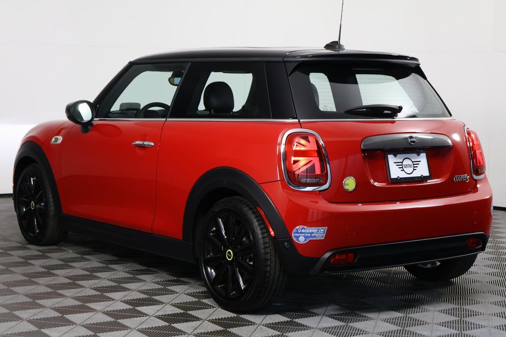 2021 MINI Cooper SE 6