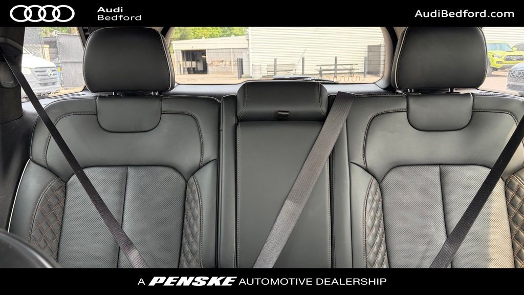 Thumbnail: 2022 Jeep Grand Cherokee - 22