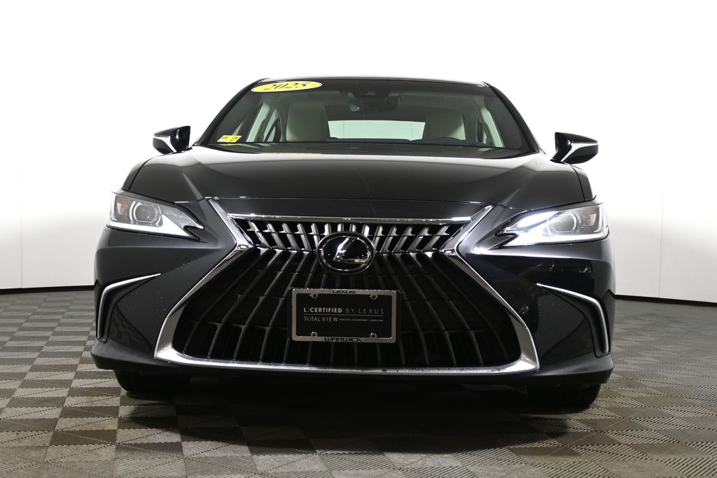 Thumbnail: 2025 Lexus ES - 10