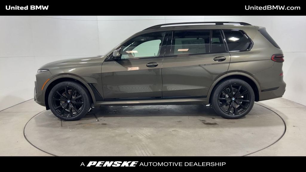 2025 BMW X7 xDrive40i 5