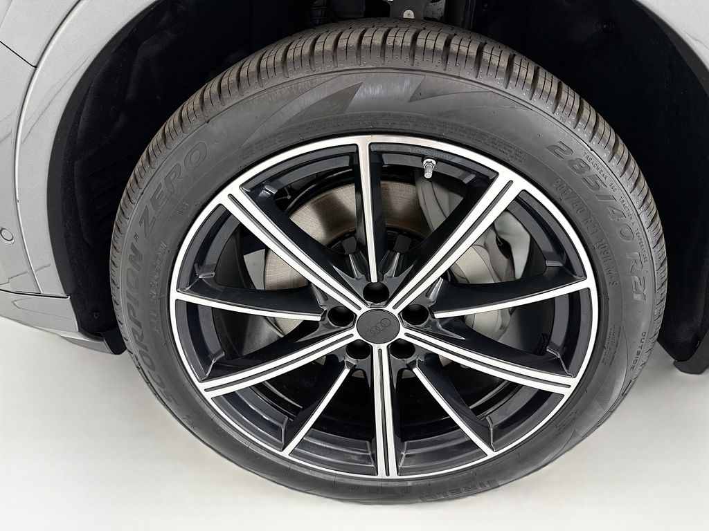 Thumbnail: 2026 Audi Q7 - 31