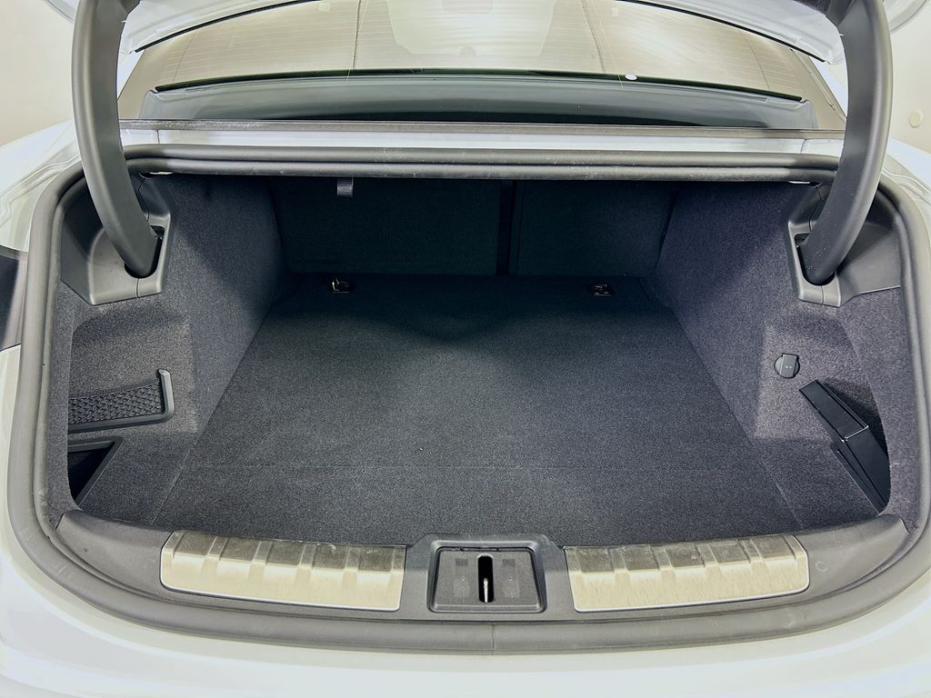 Thumbnail: 2020 Porsche Taycan - 27