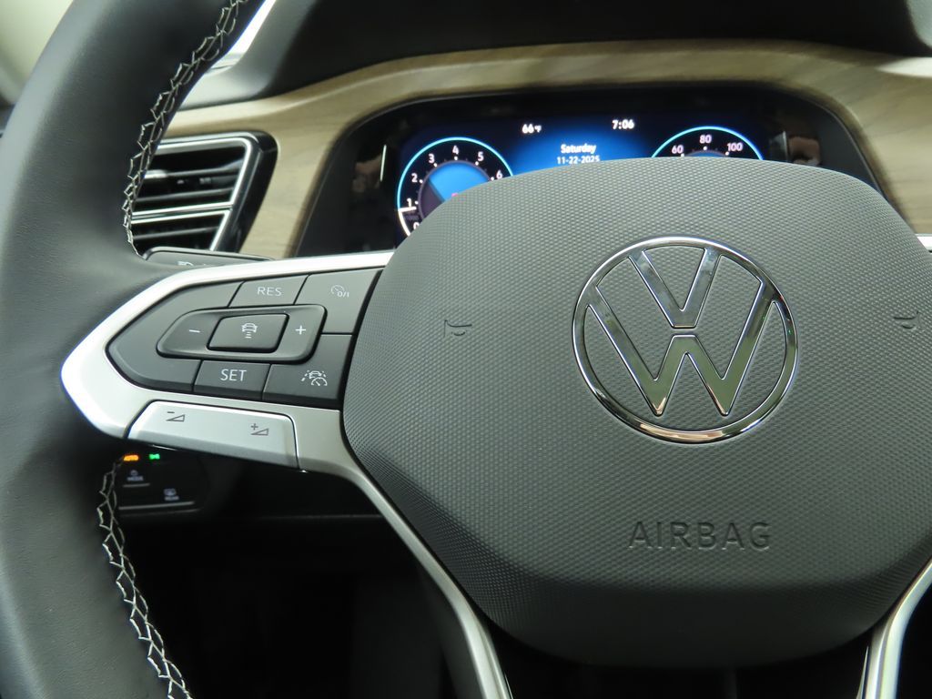 Thumbnail: 2026 Volkswagen Atlas - 11