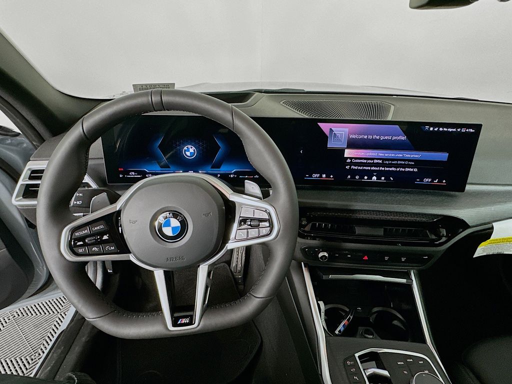 Thumbnail: 2025 BMW 3 Series - 10