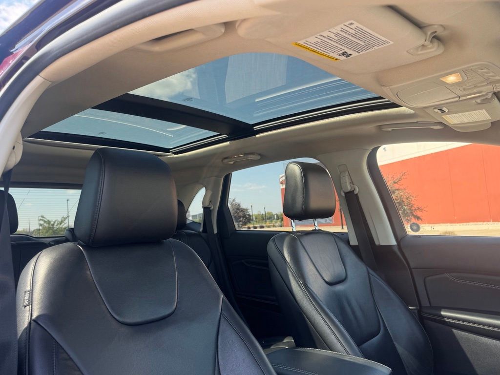 2020 Ford Edge Titanium