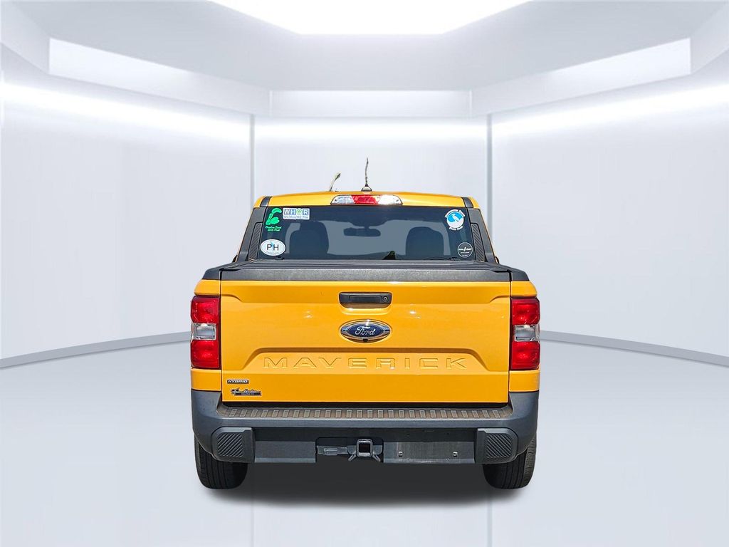 2023 Orange Metallic Ford Maverick XLT FWD Truck