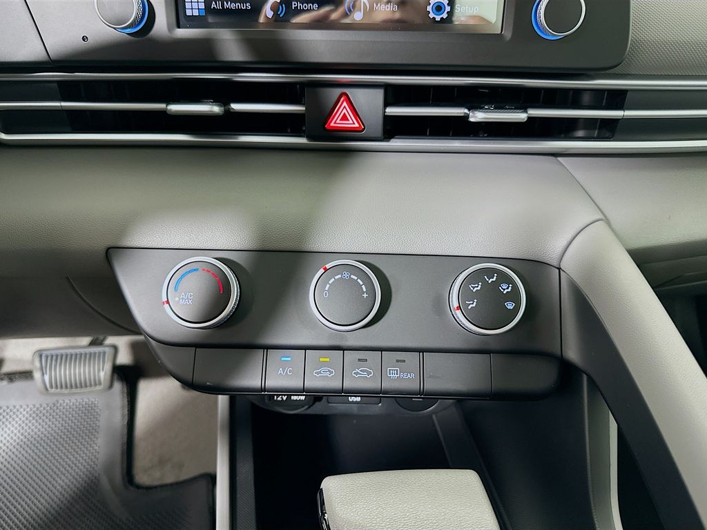 Thumbnail: 2026 Hyundai Elantra - 13