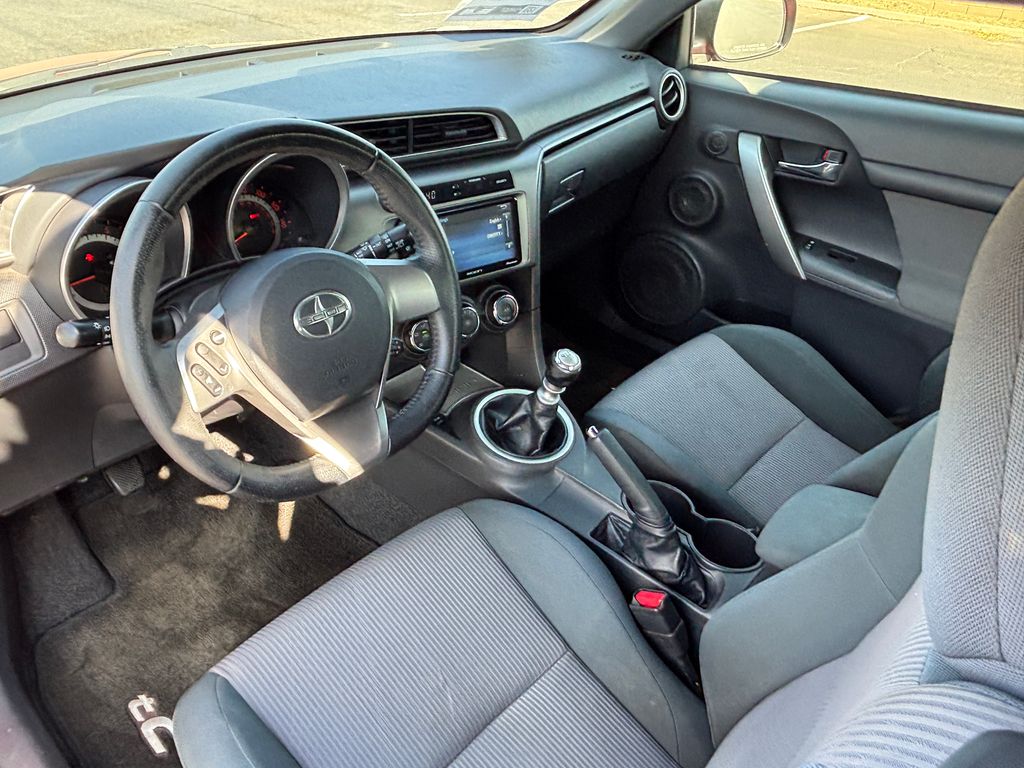 Thumbnail: 2016 Scion tC - 9