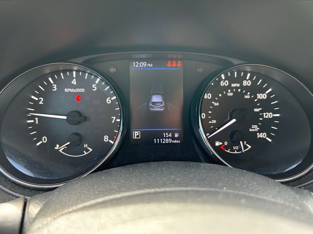 Thumbnail: 2020 Nissan Rogue Sport - 22