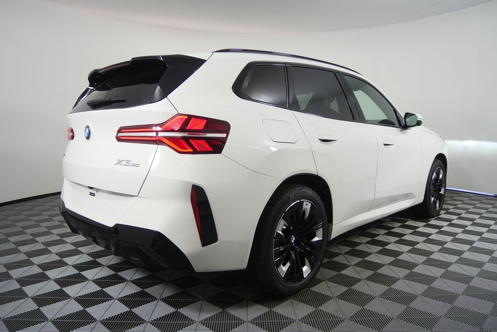 Thumbnail: 2026 BMW X3 - 3