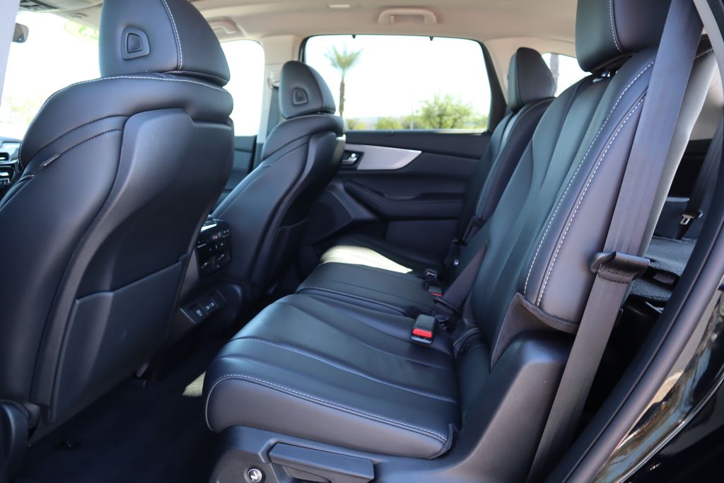 Thumbnail: 2023 Acura MDX - 20