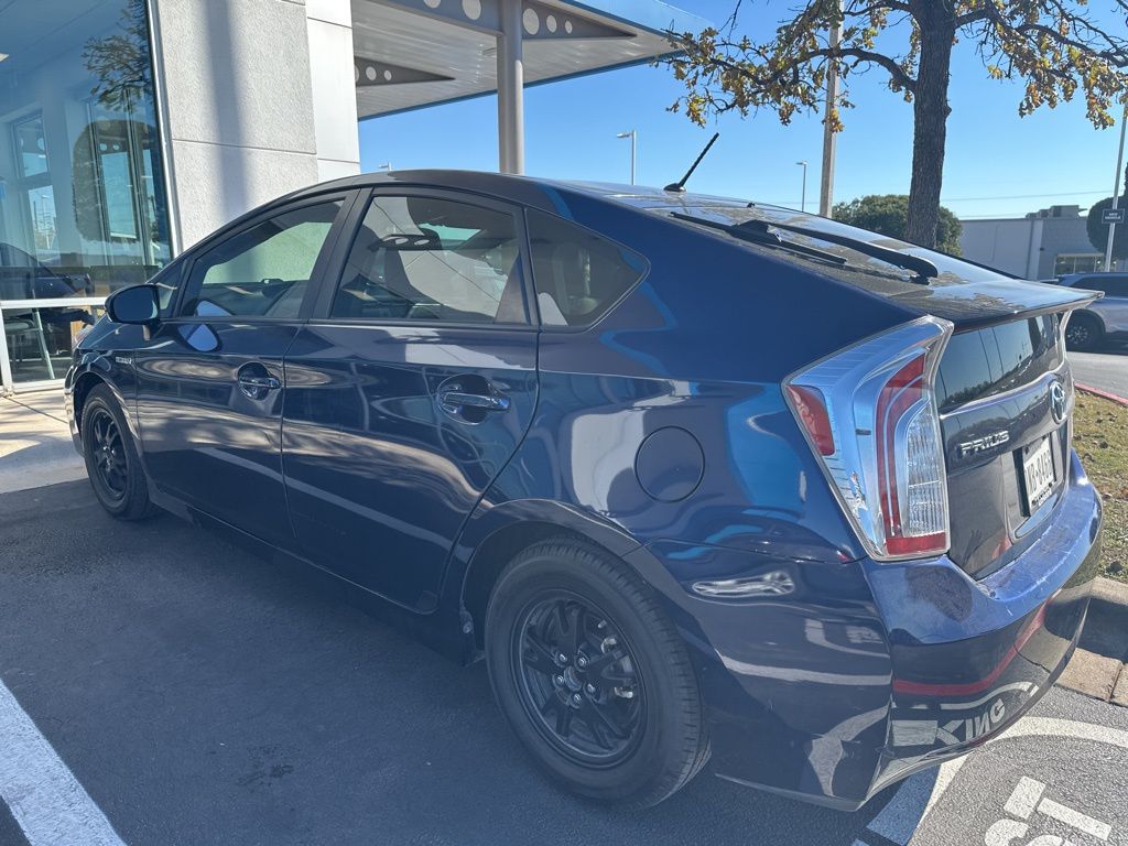 Thumbnail: 2014 Toyota Prius - 6