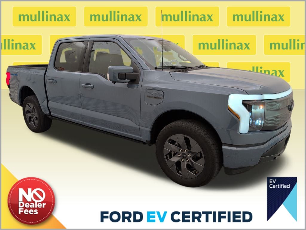 2023 Ford F-150 Lightning Lariat's photo