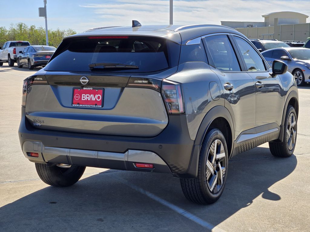 2026 Nissan Kicks SV - 3