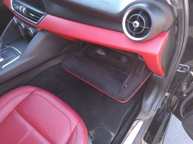 2017 Alfa Black Alfa Romeo Giulia Base RWD Sedan