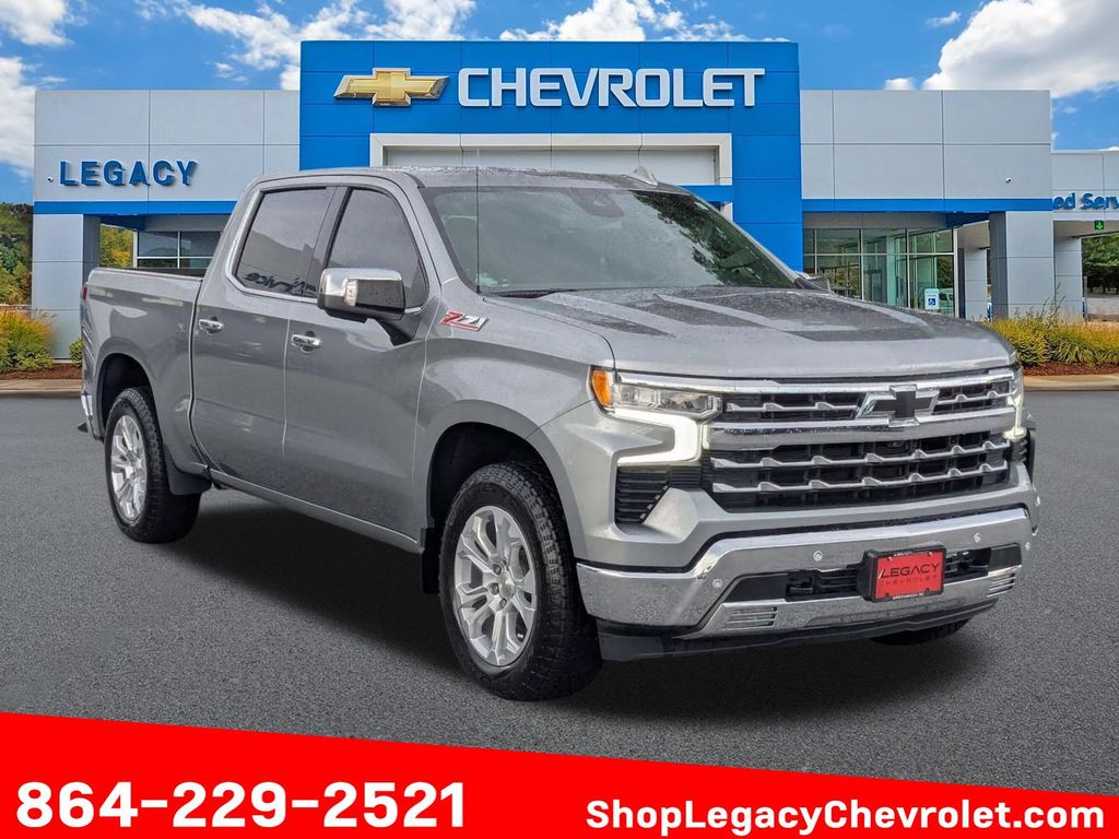 2024 Chevrolet Silverado 1500 LTZ Crew Cab 4WD