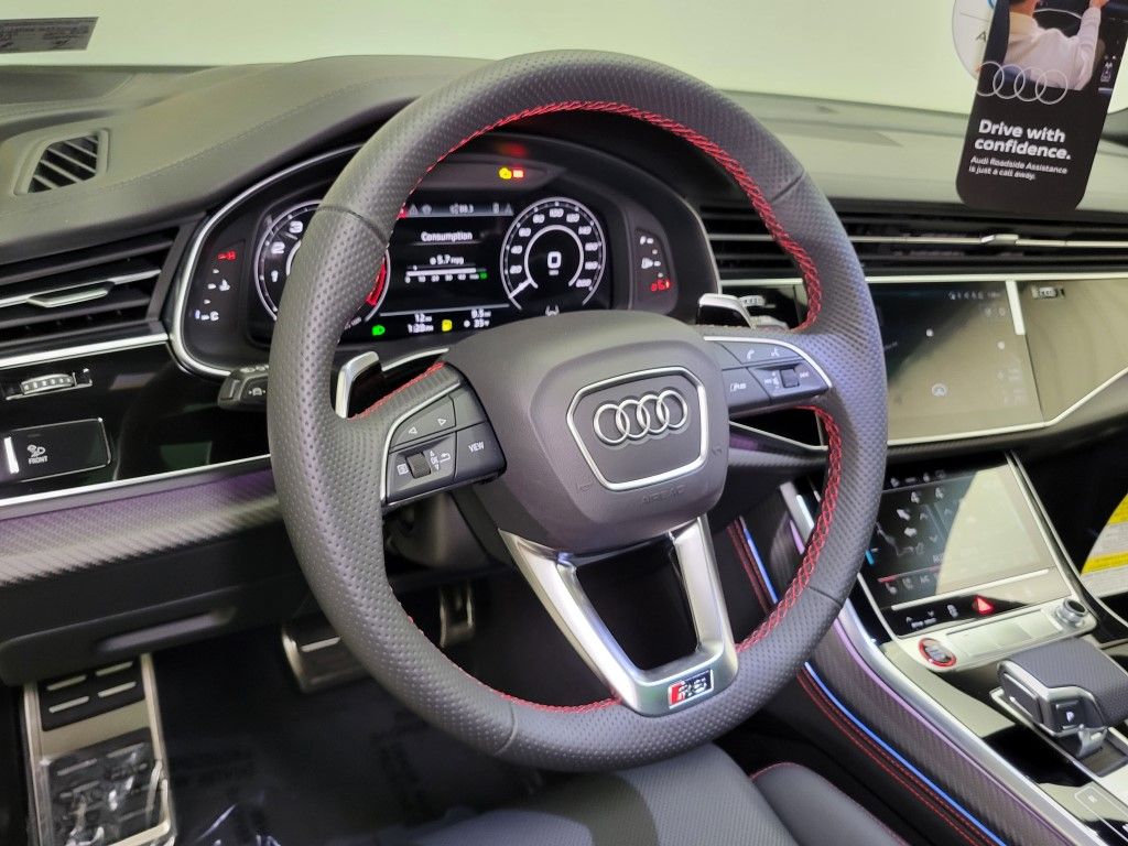 Thumbnail: 2026 Audi RS Q8 - 28