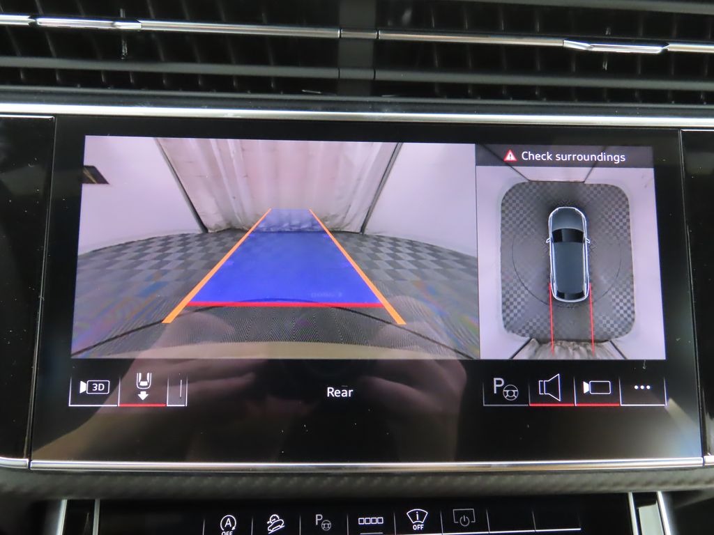 2025 Audi RS Q8 4.0T 15