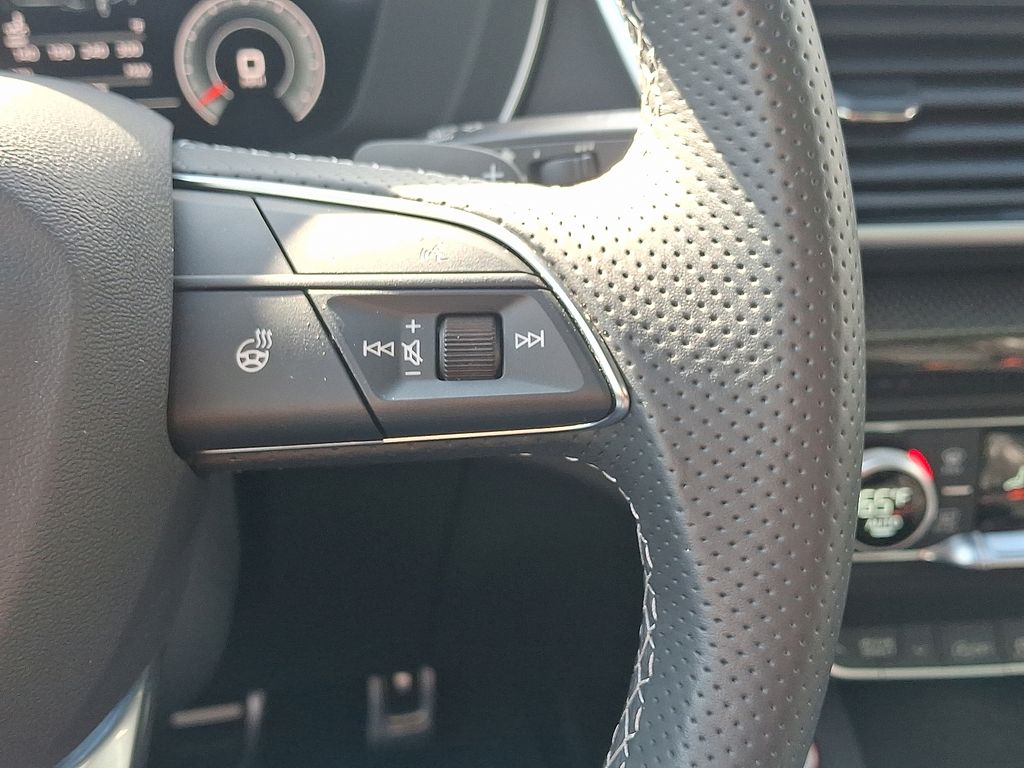 Thumbnail: 2024 Audi SQ5 - 23