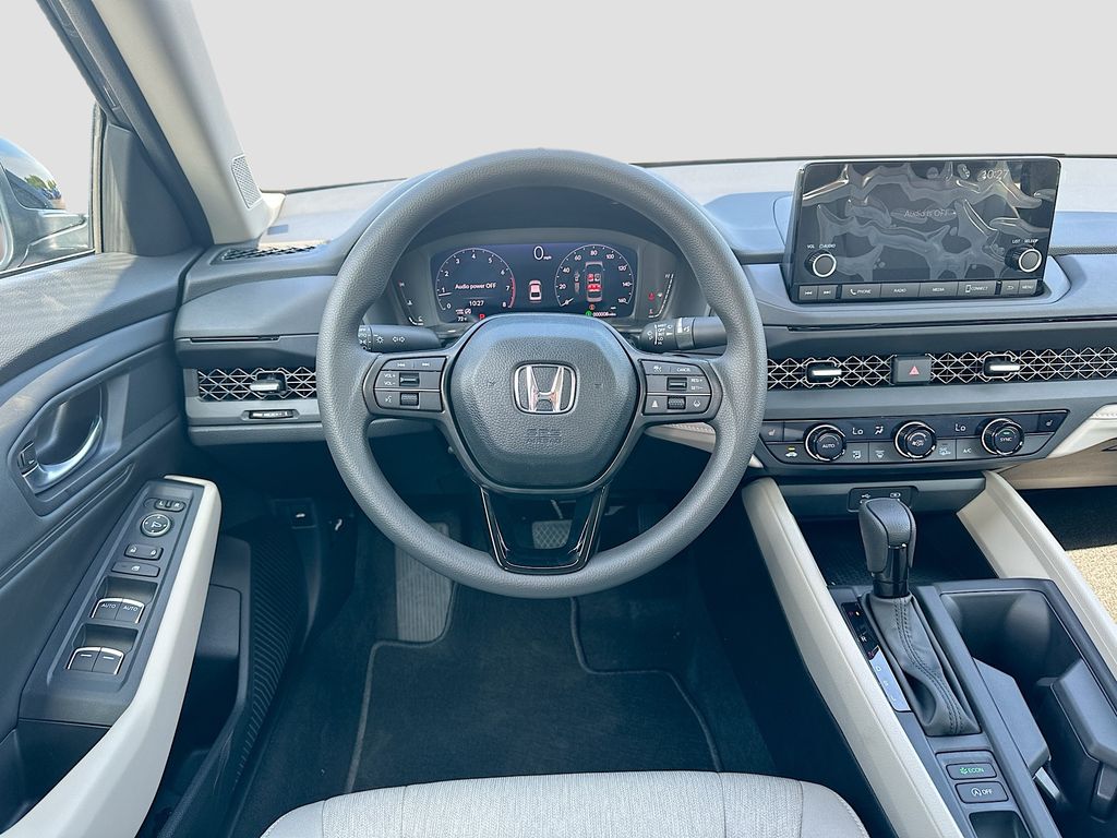2025 Honda Accord SE 18