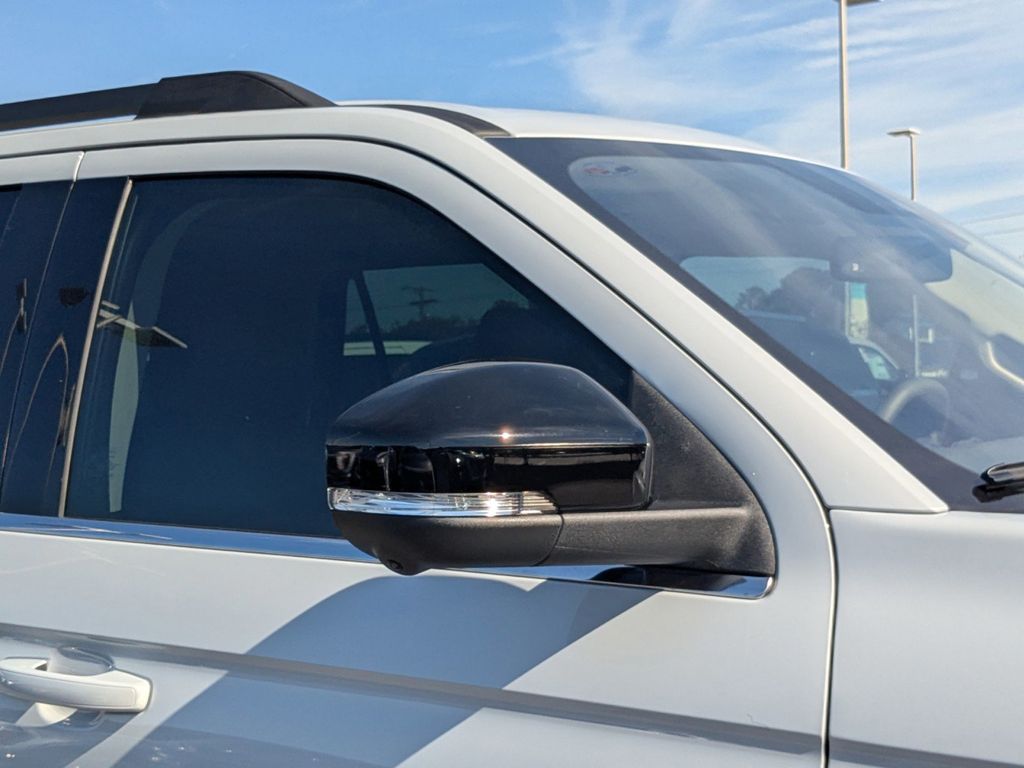 2025 Ford Expedition Active MAX