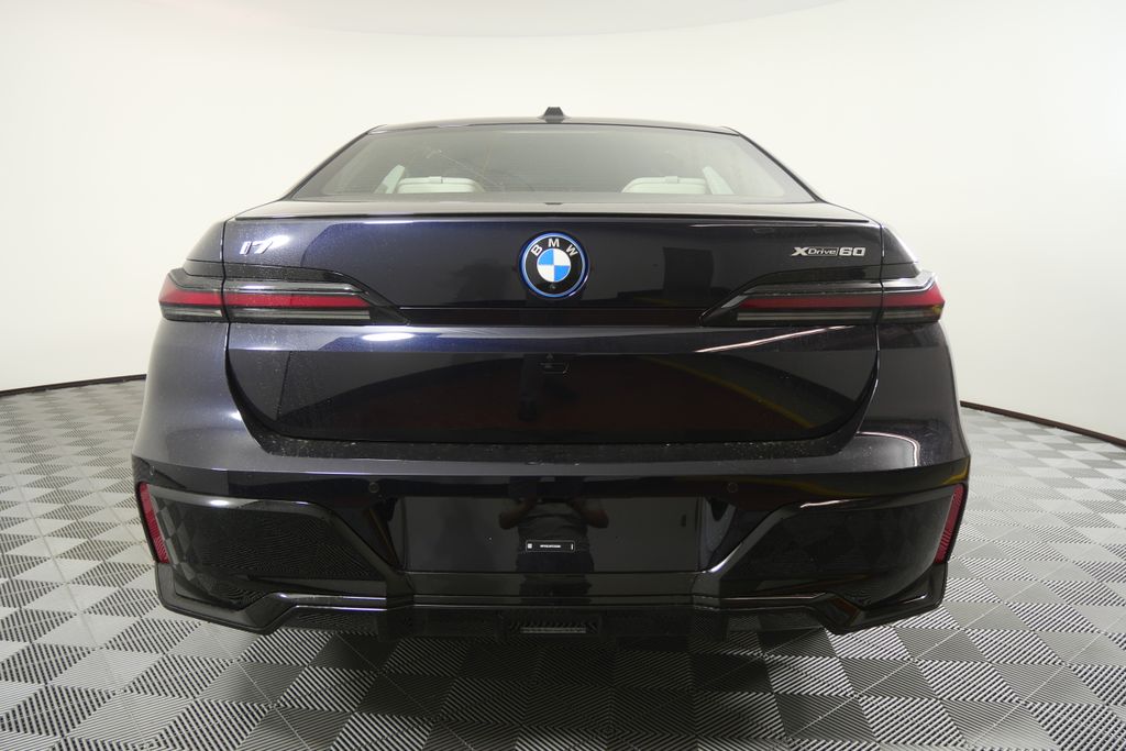 Thumbnail: 2026 BMW i7 - 4