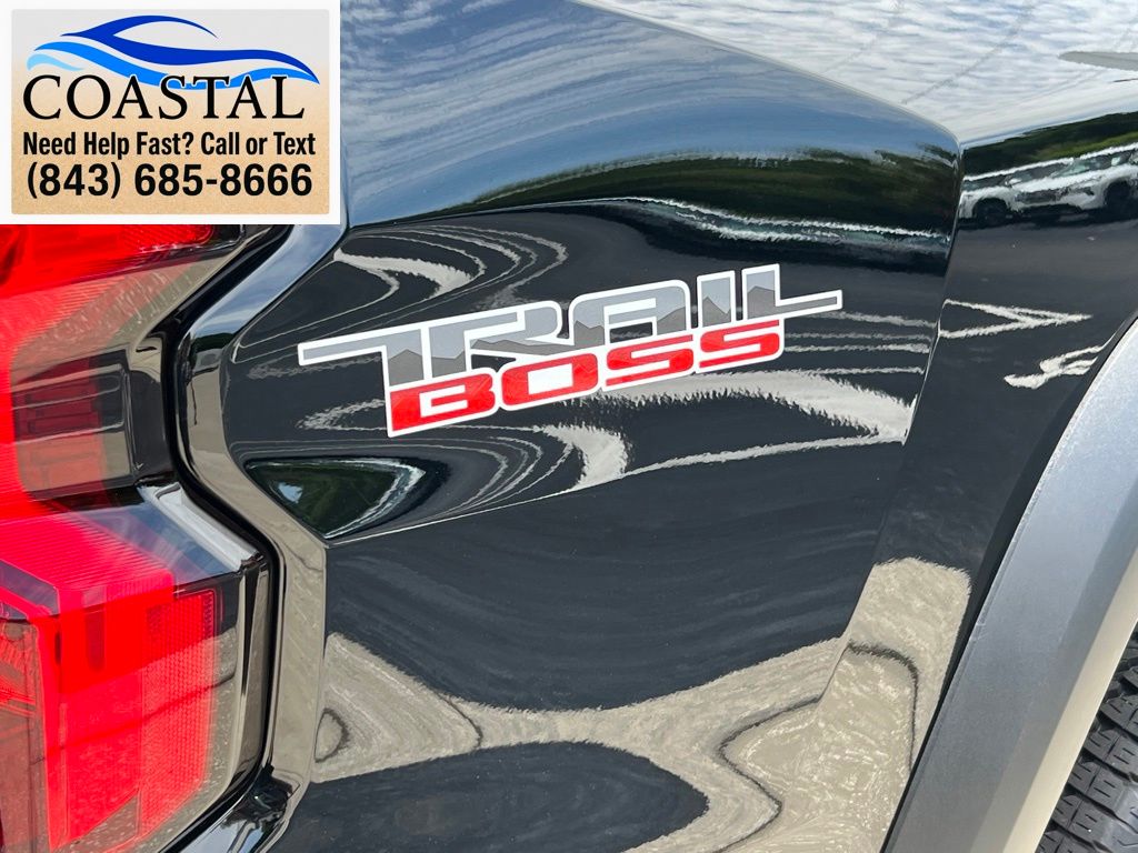 2026 Chevrolet Colorado Trail Boss Black at Bob Mills Chevrolet