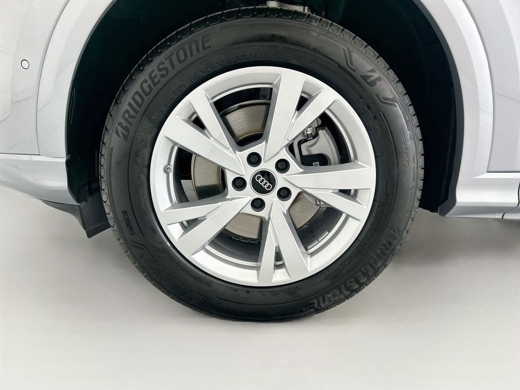 Thumbnail: 2026 Audi Q5 - 29