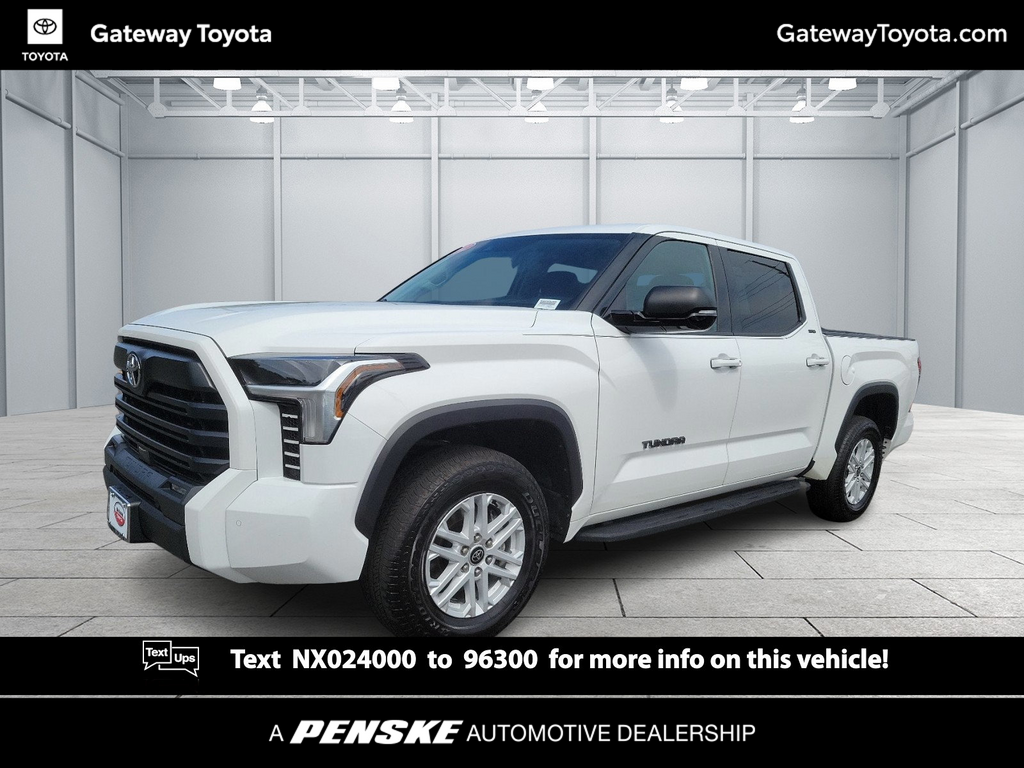 2022 Toyota Tundra SR5 -
                Toms River, NJ