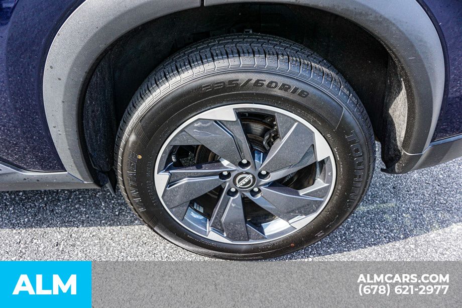 Used 2025 Blue Nissan SV image 17