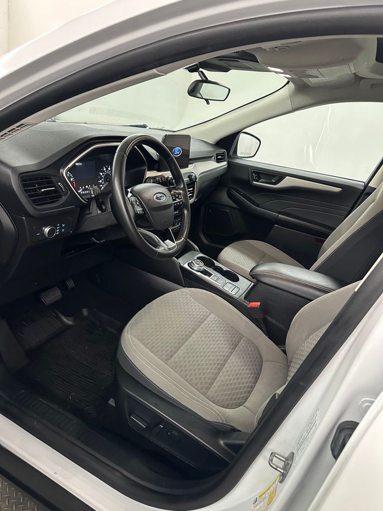 used 2022 Ford Escape car, priced at $19,985