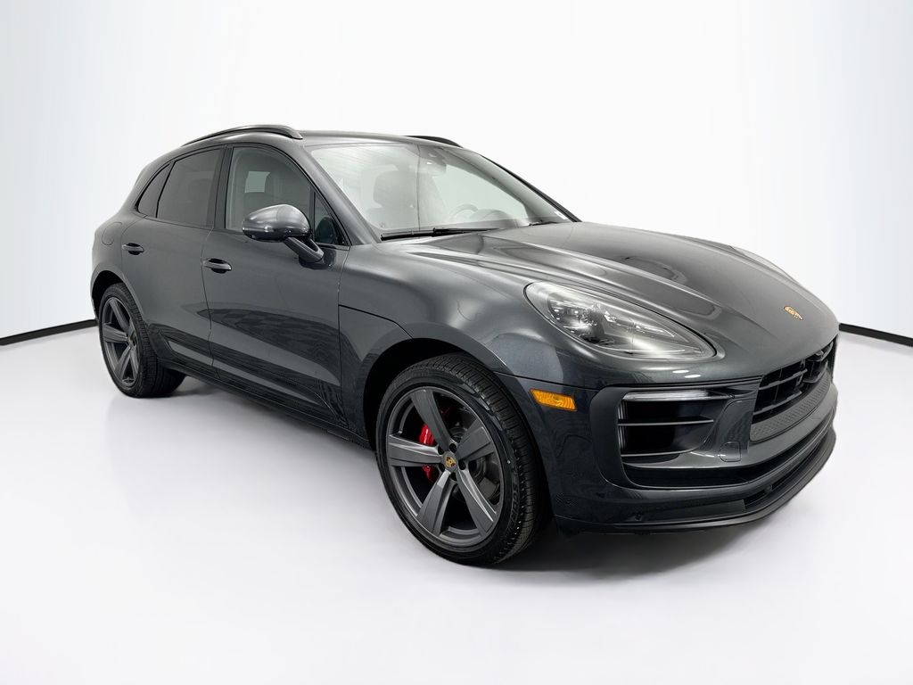 Thumbnail: 2025 Porsche Macan - 9