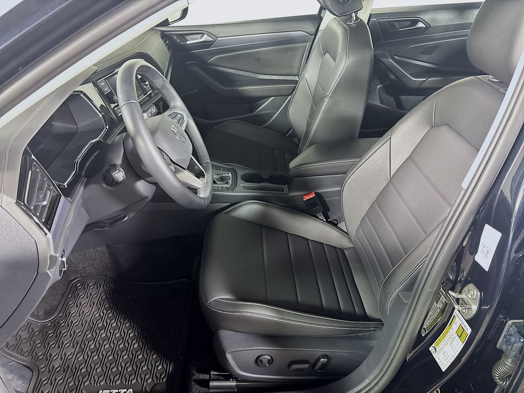 2024 Volkswagen Jetta 1.5T SE