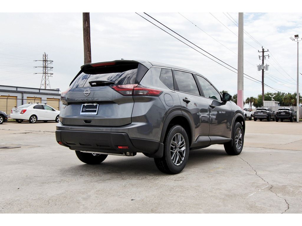 2026 Nissan Rogue S - 3