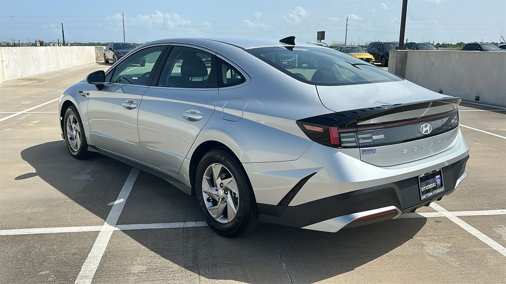 2026 Hyundai Sonata SE - 9