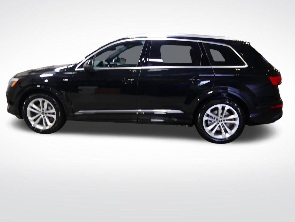 Thumbnail: 2026 Audi Q7 - 2