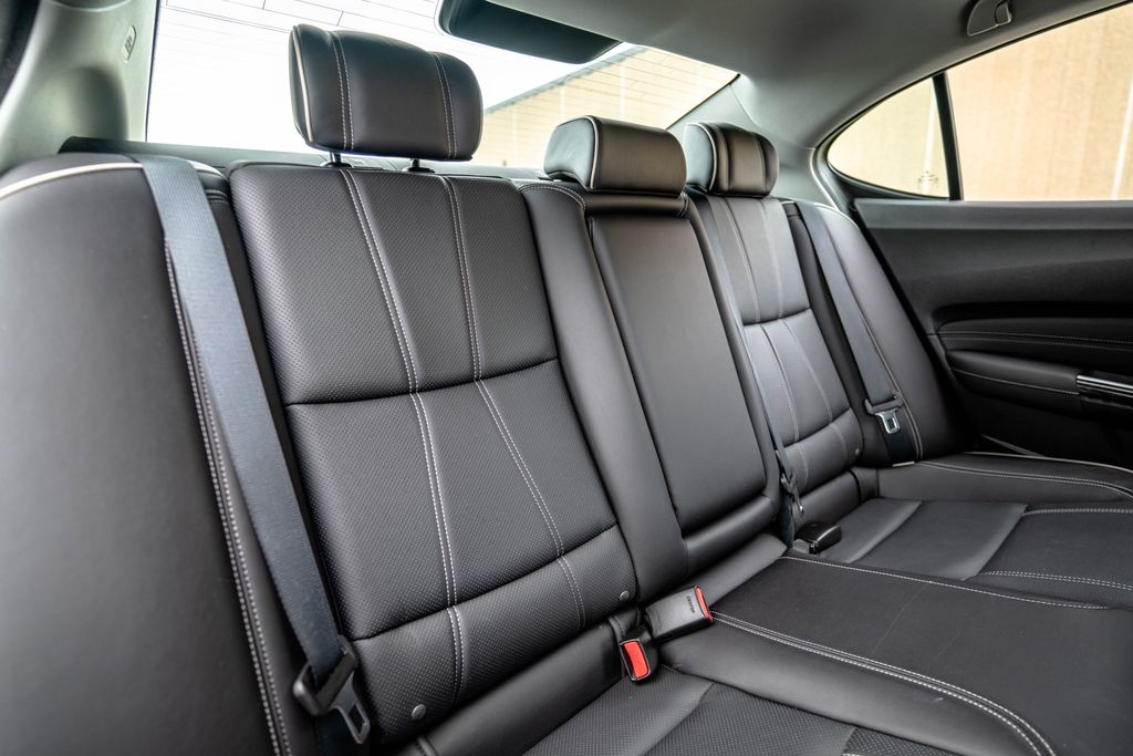 Used 2018 Acura TLX Sedan
