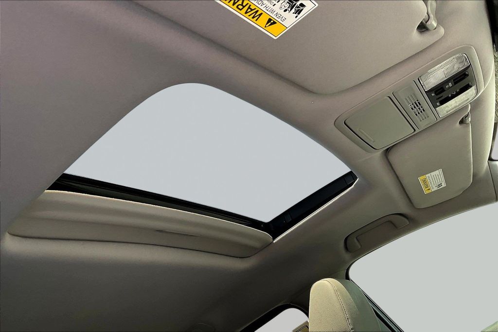 Used 2021 Honda Odyssey Van