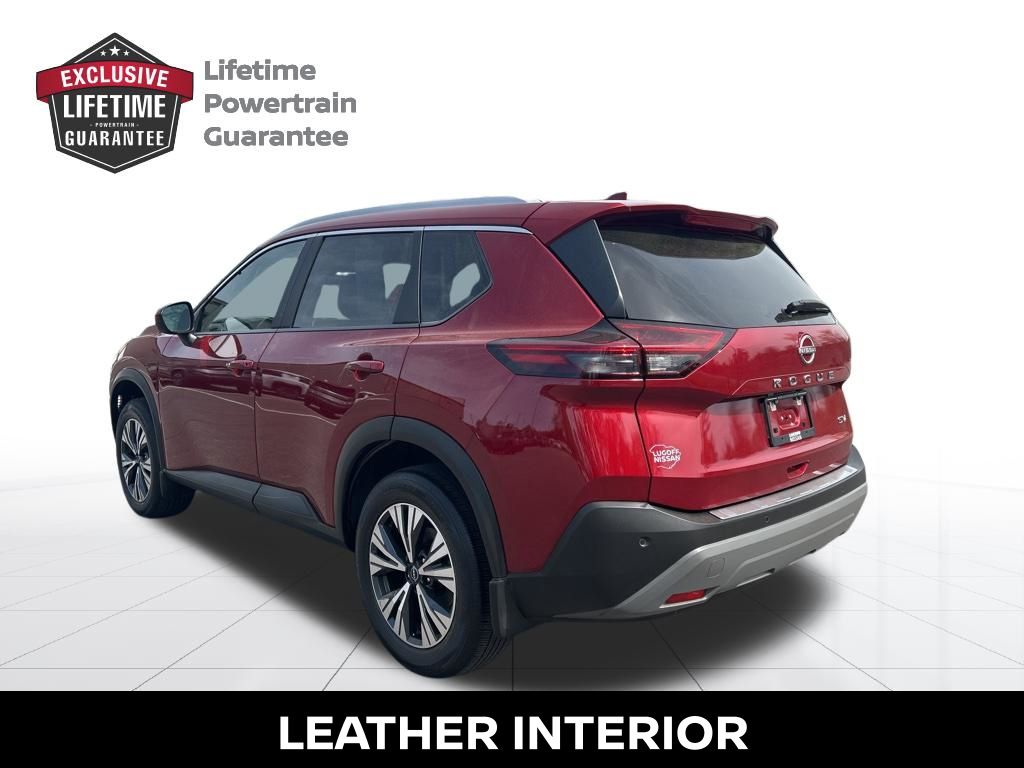 2023 Nissan Rogue SV - 3