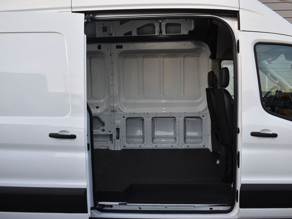 2023 Ford E-Transit 350