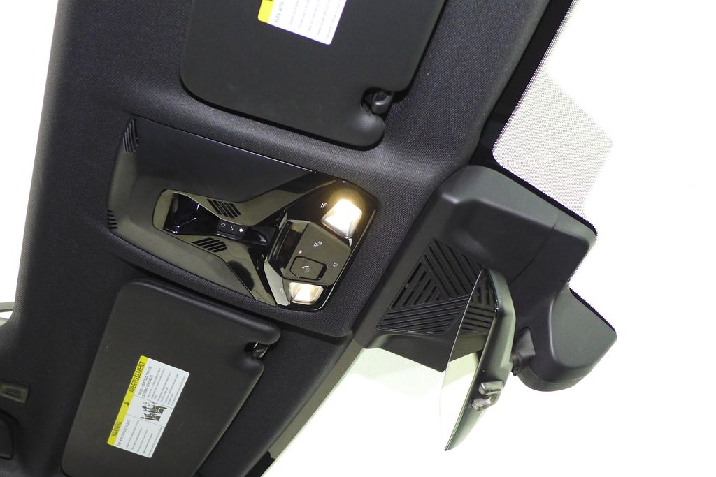 Thumbnail: 2023 BMW X1 - 17