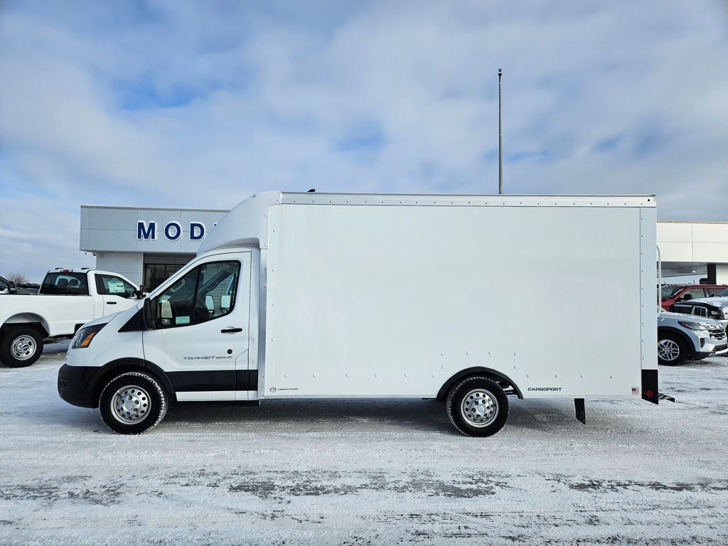 2024 Ford Transit Chassis 350 HD 156 Cutaway RWD