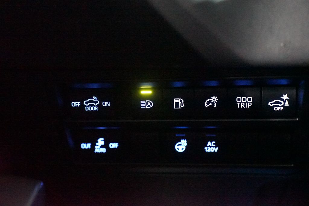 Thumbnail: 2023 Toyota Tundra - 26