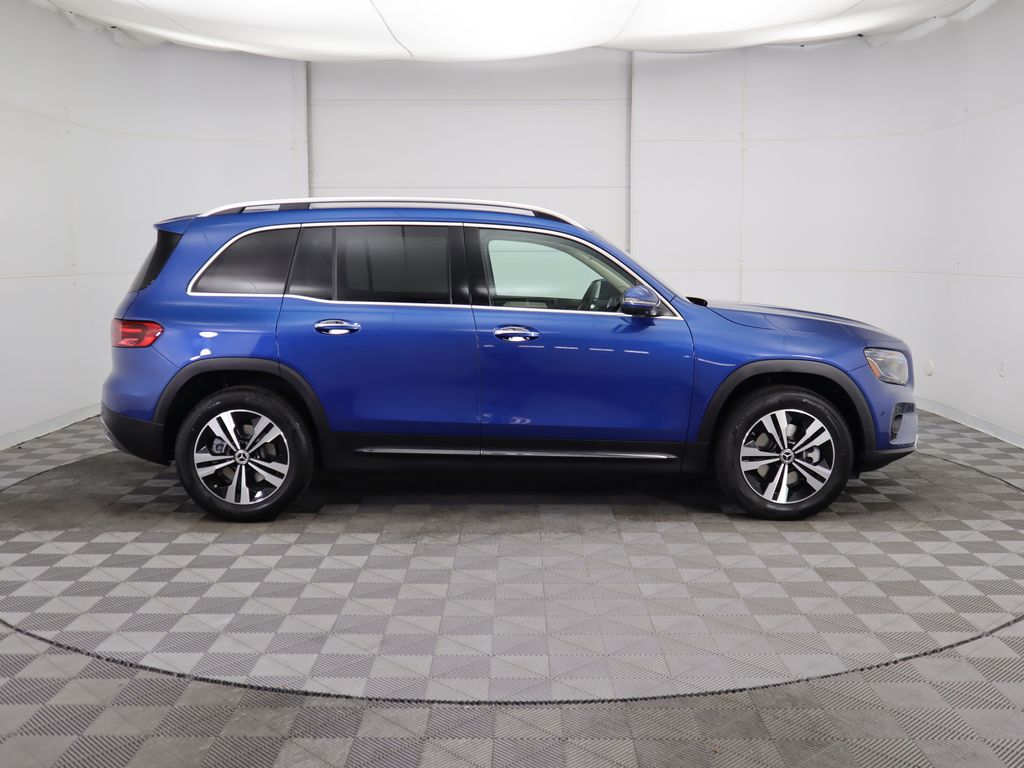 2025 Mercedes-Benz GLB 250 4