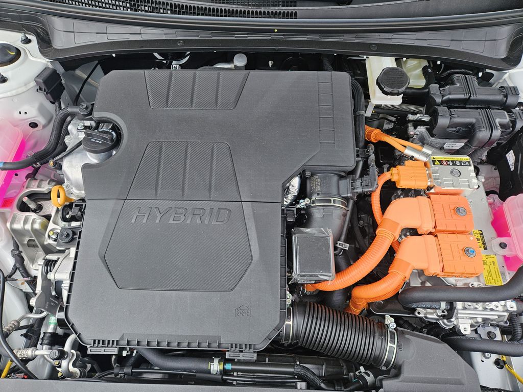 2025 Hyundai Elantra Hybrid