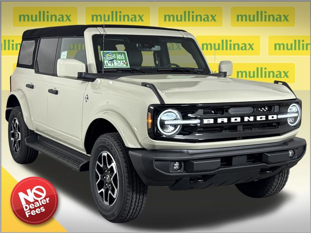 2026 Ford Bronco Outer Banks