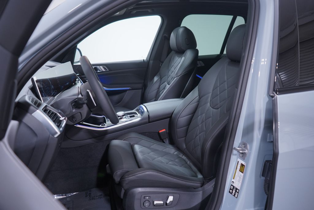 2025 BMW X5 xDrive40i 7